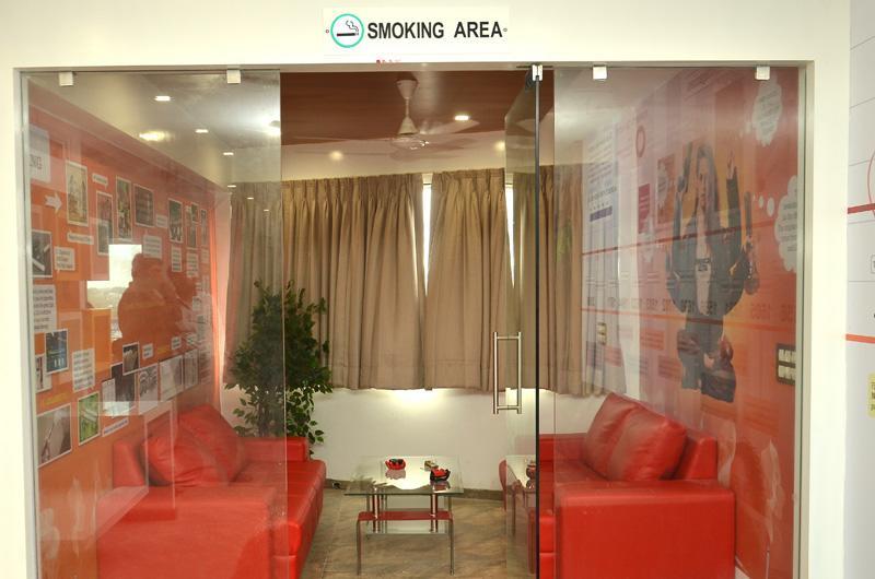 Hotel The Grand Parshwanath Sankeshvar Ngoại thất bức ảnh