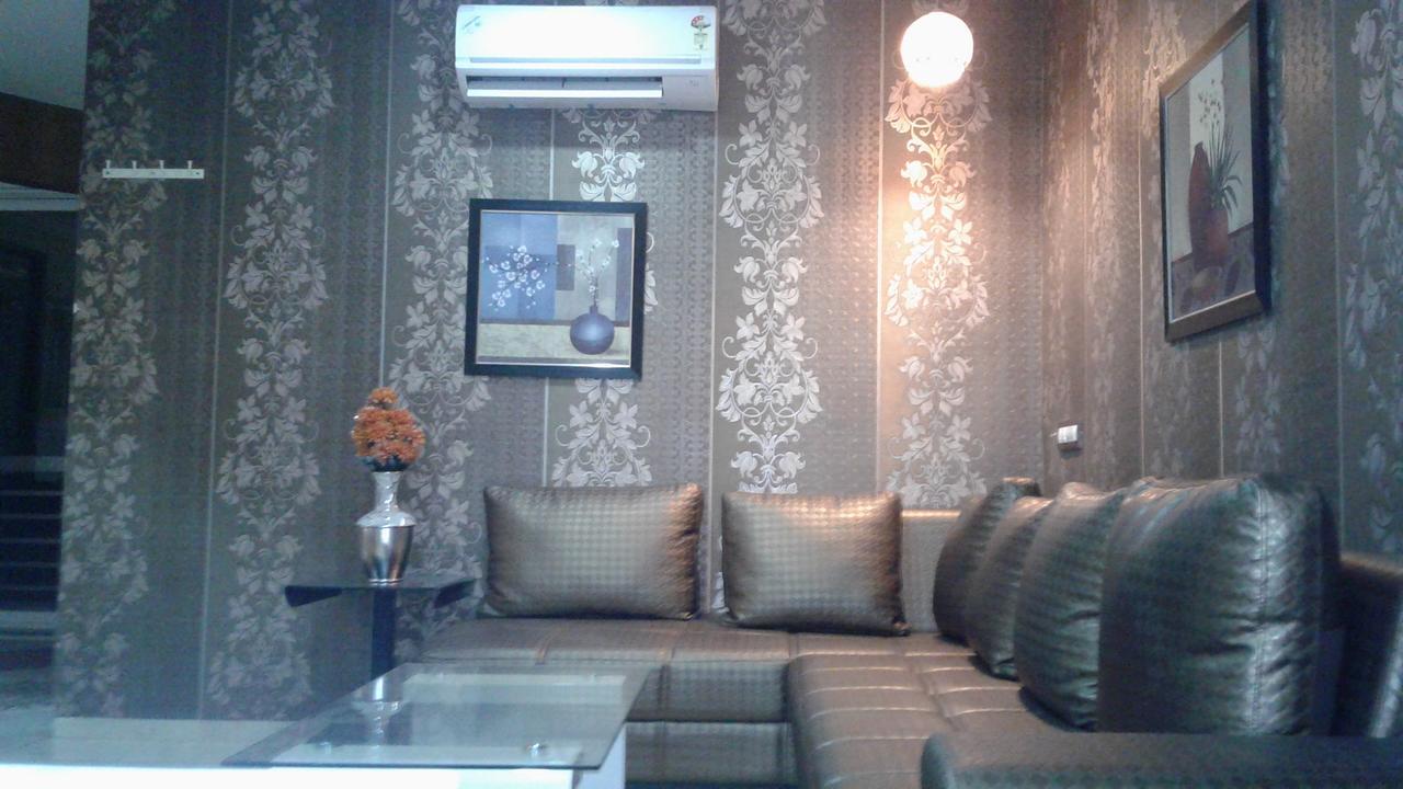Hotel The Grand Parshwanath Sankeshvar Ngoại thất bức ảnh