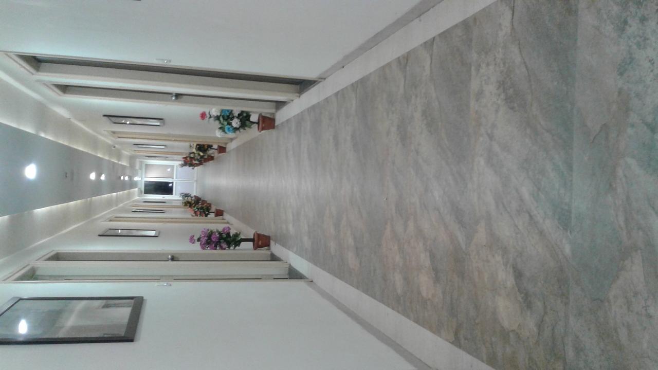 Hotel The Grand Parshwanath Sankeshvar Ngoại thất bức ảnh